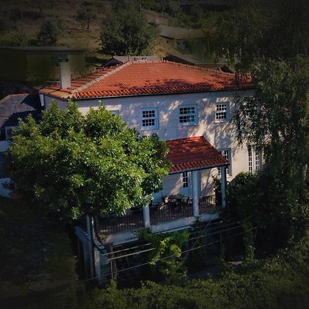 Bed and Breakfast Vila Nazare Каштру-Дайри Экстерьер фото