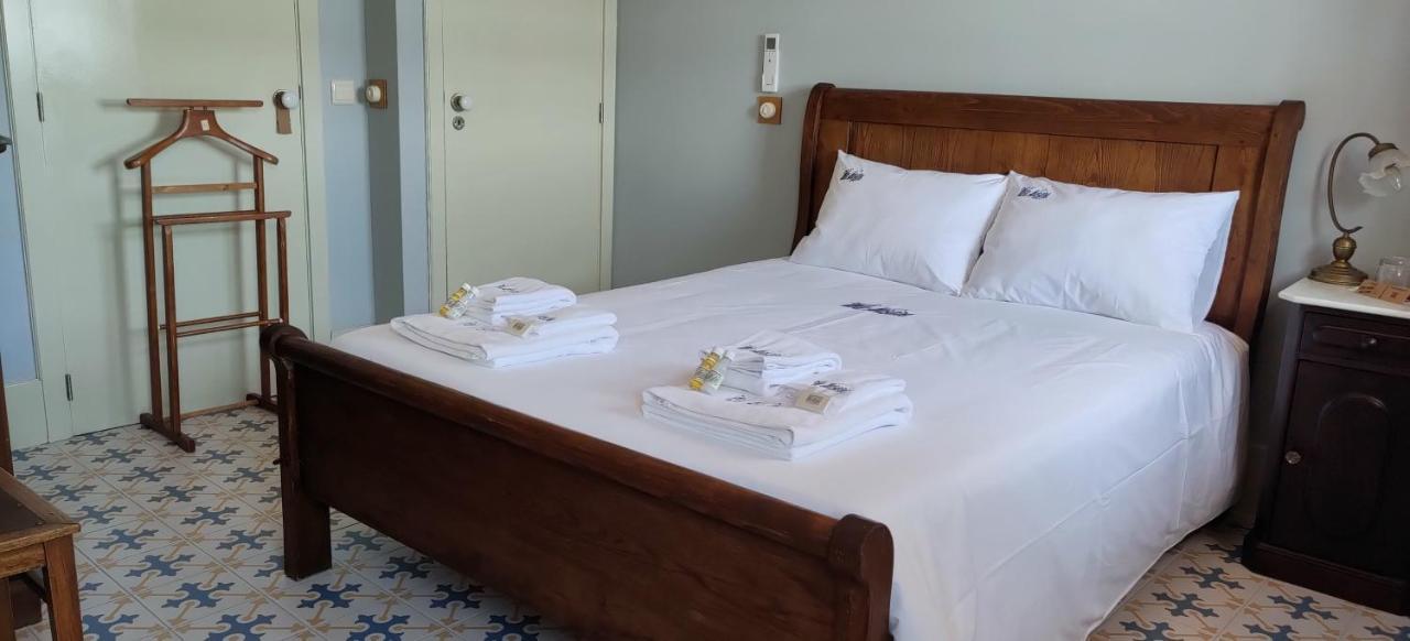 Bed and Breakfast Vila Nazare Каштру-Дайри Экстерьер фото